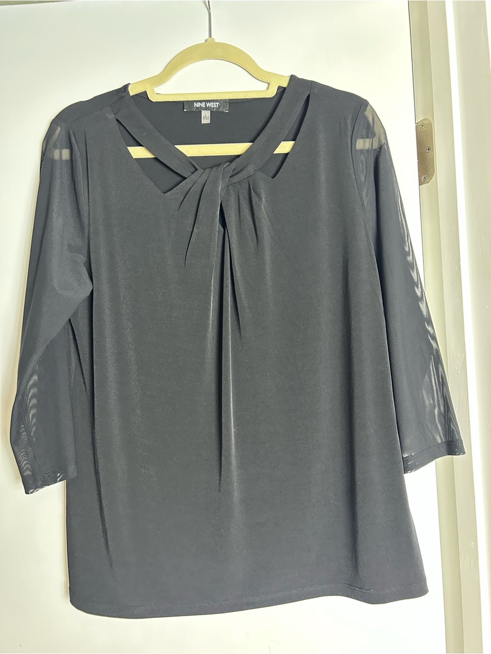 Nine West Black Tie-Front Keyhole Blouse
